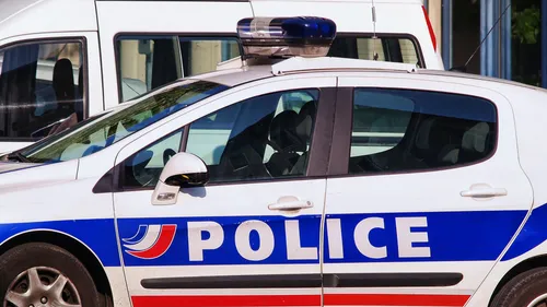 Sedan : il se baladait en ville avec un sabre japonais et un poignard 